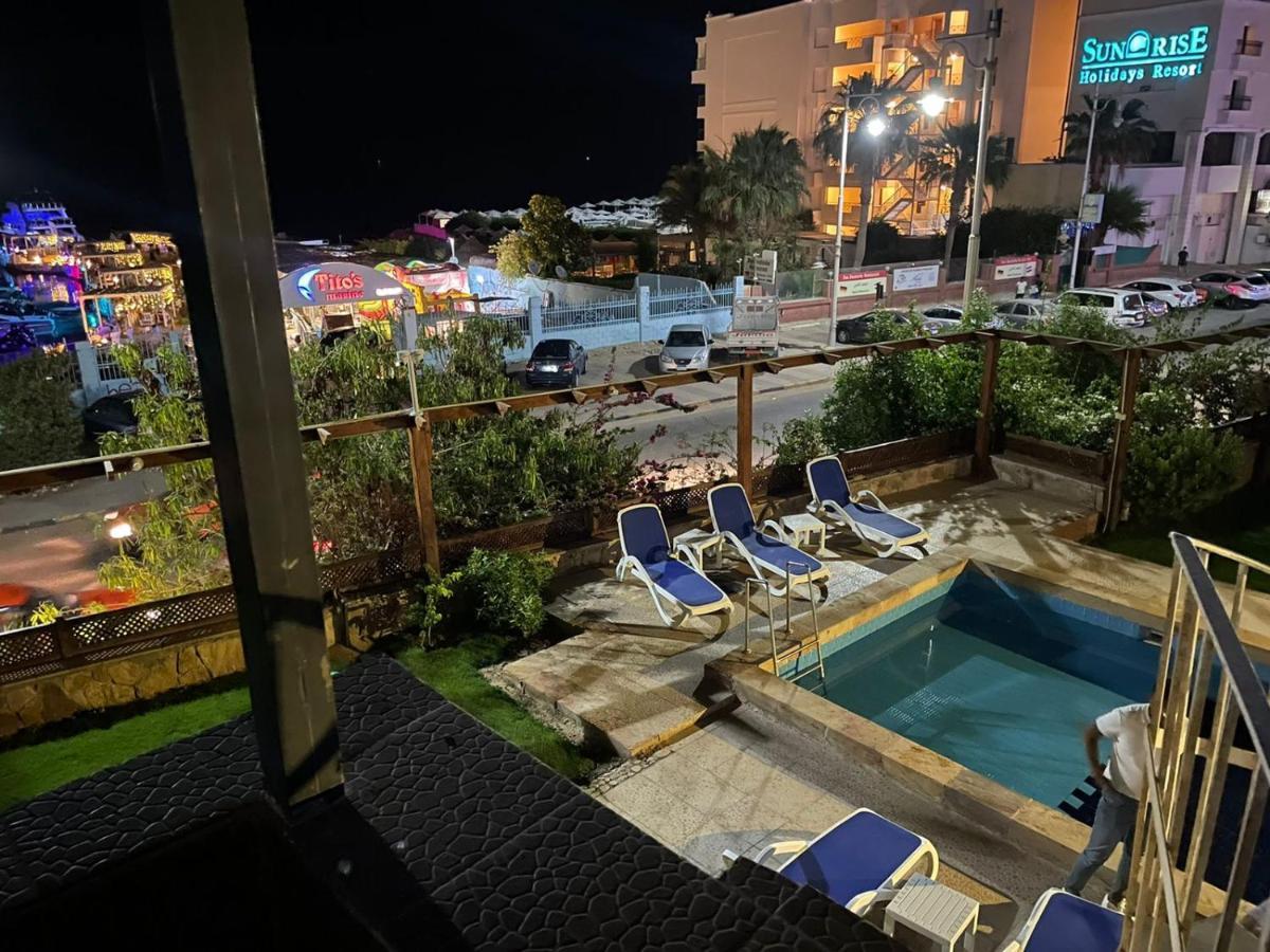 Lilly Lounge And Pool Accommodation For Adults Only Hurghada Eksteriør bilde